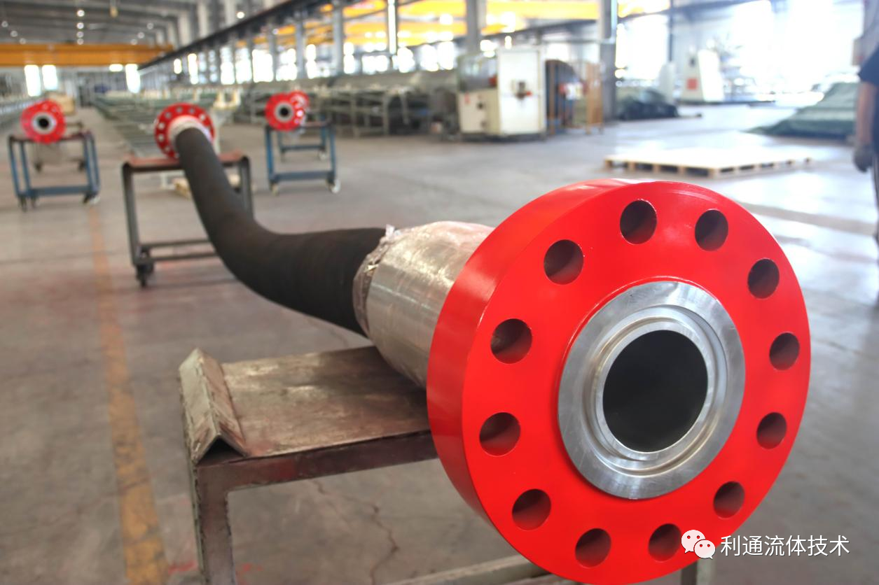 Explore the excellent performance and wide application of drilling rubber hose